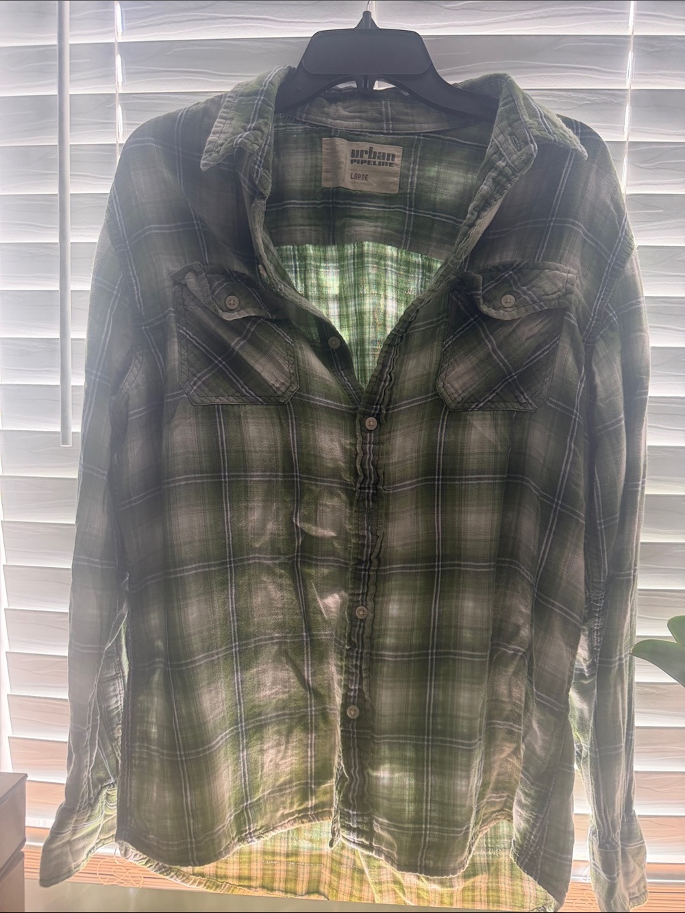 urban pipeline Men's Olive Green Plaid Button-Down Shirt